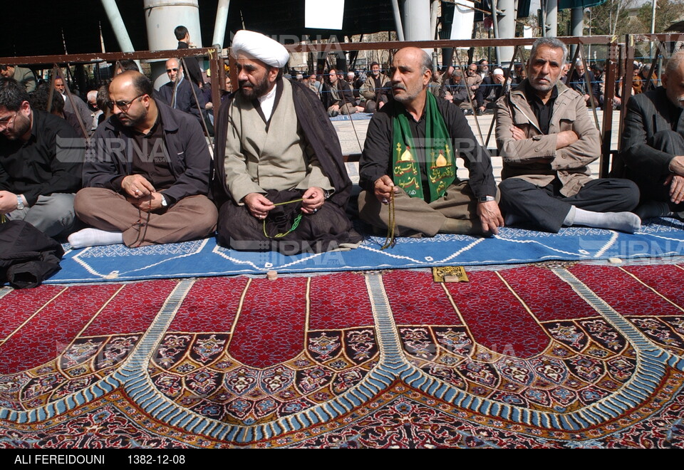 نماز عبادی سیاسی جمعه تهران ۸ اسفند ۱۳۸۲