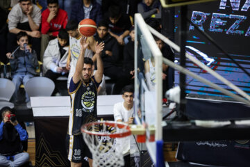 Superstars of Iran’s basketball league
