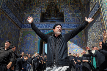 Mashhad, de luto por el aniversario del fallecimiento del Profeta del Islam