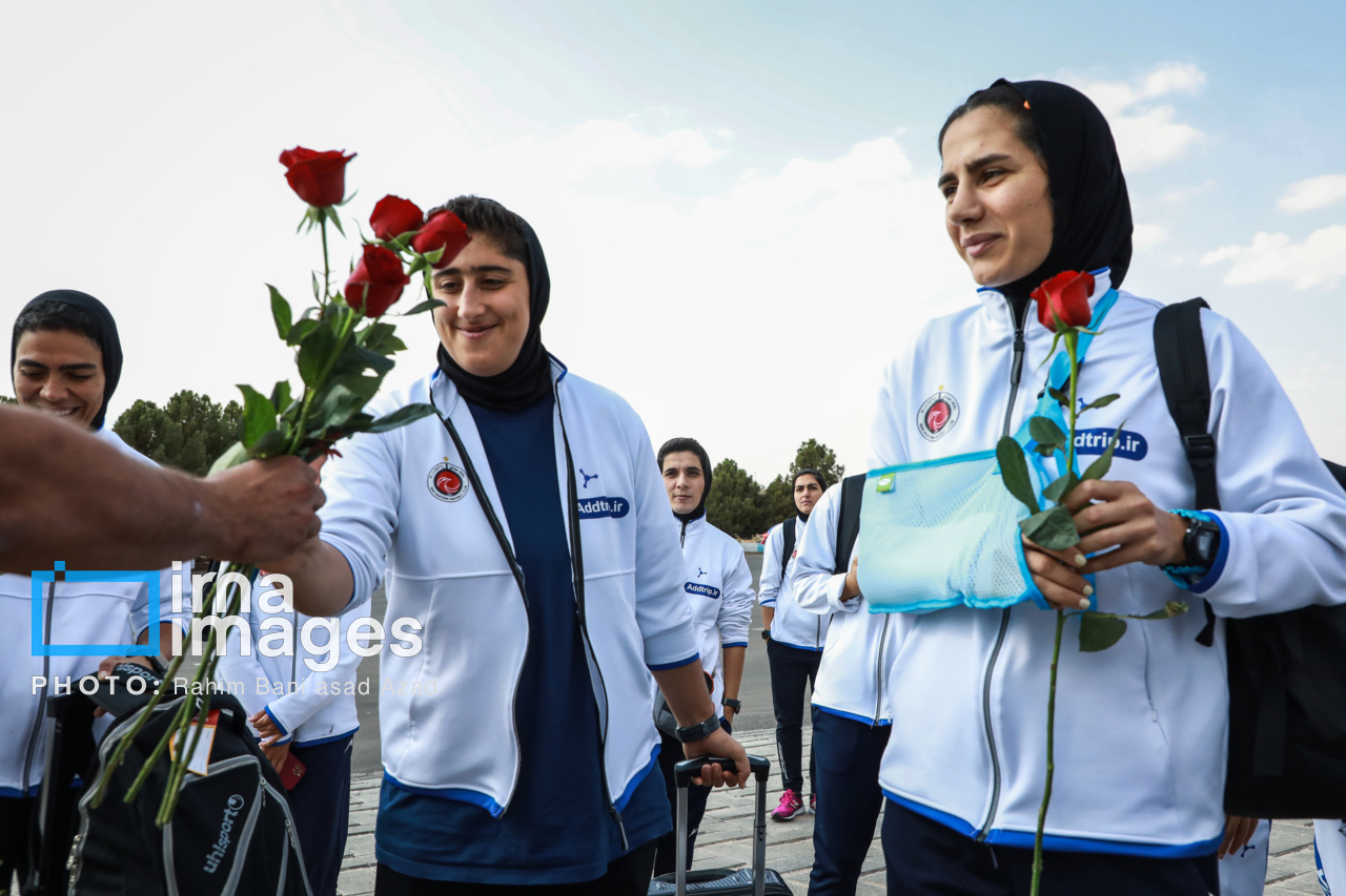 استقبال از تیم فوتبال بانوان خاتون بم - کرمان