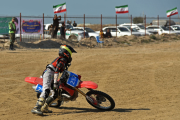 Iran : 5e manche du championnat de motocross féminin