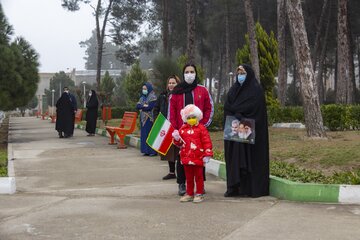 راهپیمایی موتوری به مناسبت بزرگداشت ۲۲ بهمن با حضور اقشار مختلف مردم گنبدکاووس همزمان با سراسر کشور برگزار شد