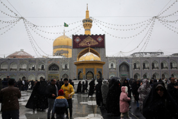 Chute de neiges à Mashhad dans le nord-est iranien 