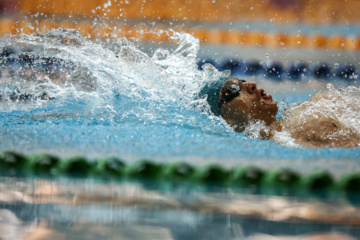 Des compétitions de natation à Téhéran 