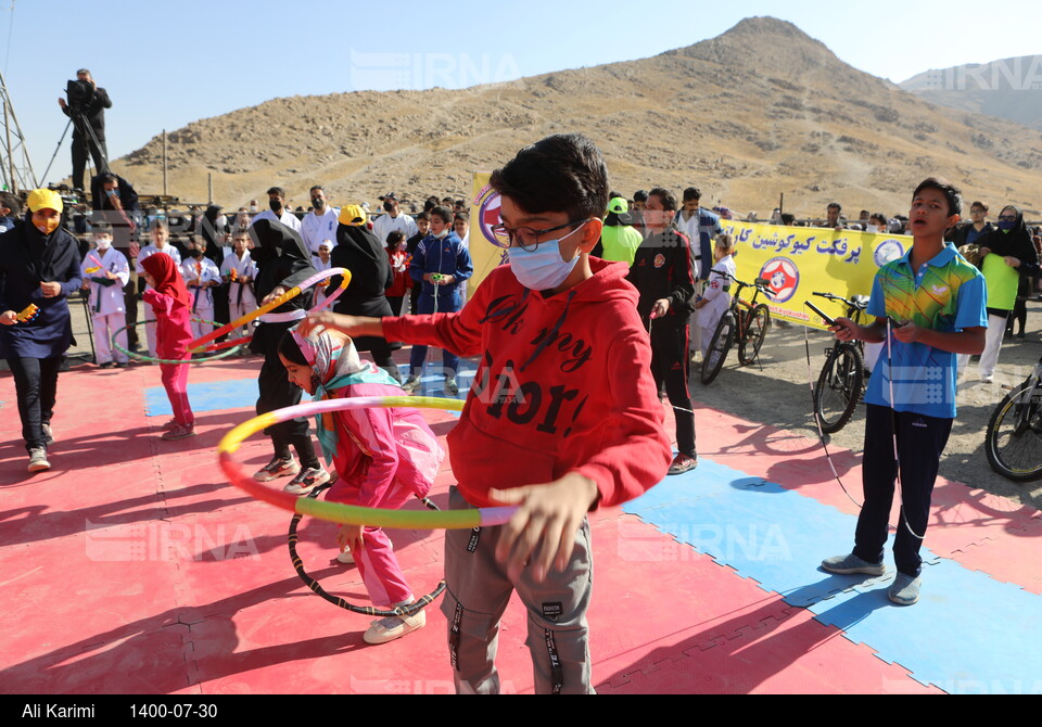 سفر وزیر ورزش و جوانان به استان مرکزی - همایش پیاده روی خانوادگی