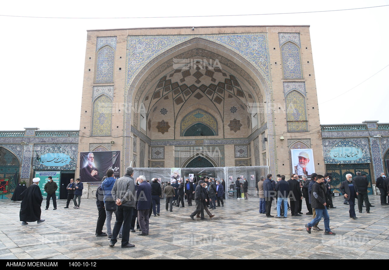 مراسم دومین سالگرد شهادت سردار سلیمانی در مسجد جامع بازار تهران