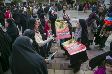 Las marchas del 13 de Aban en todo Irán