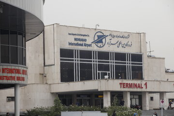 لغو و تاخیر چندین پرواز از مبدا فرودگاه مهرآباد به دلیل بدی آب و هوا