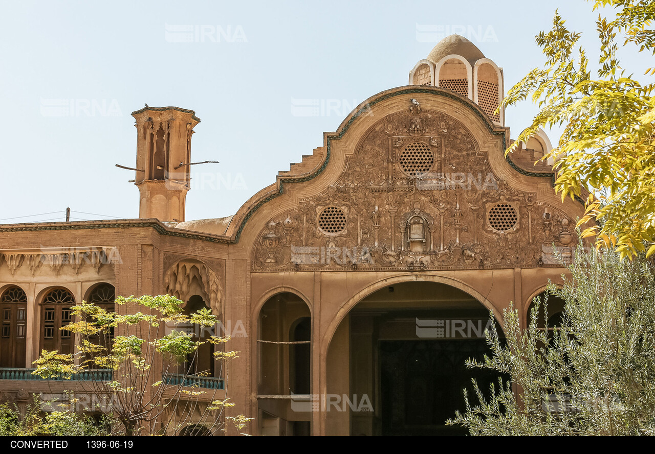 دیدنیهای ایران - خانه تاریخی بروجردی ها در کاشان