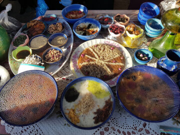 جشنواره آلو و پخت غذاهای محلی روستای حیدره قاضی خانی