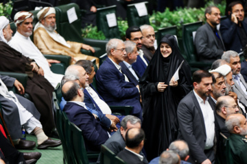 Revivez en image, le cérémonie d’investiture de Masoud Pezeshkian, 9e président de l'Iran