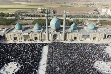 برگزاری نماز عید سعید فطر در مسجد مقدس جمکران