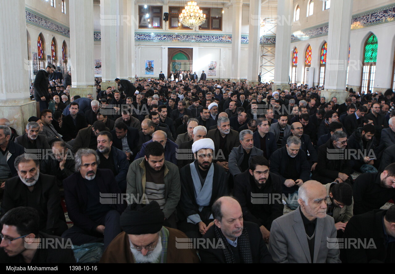 سایز بالا - مراسم بزرگداشت شهید قاسم سلیمانی در رشت