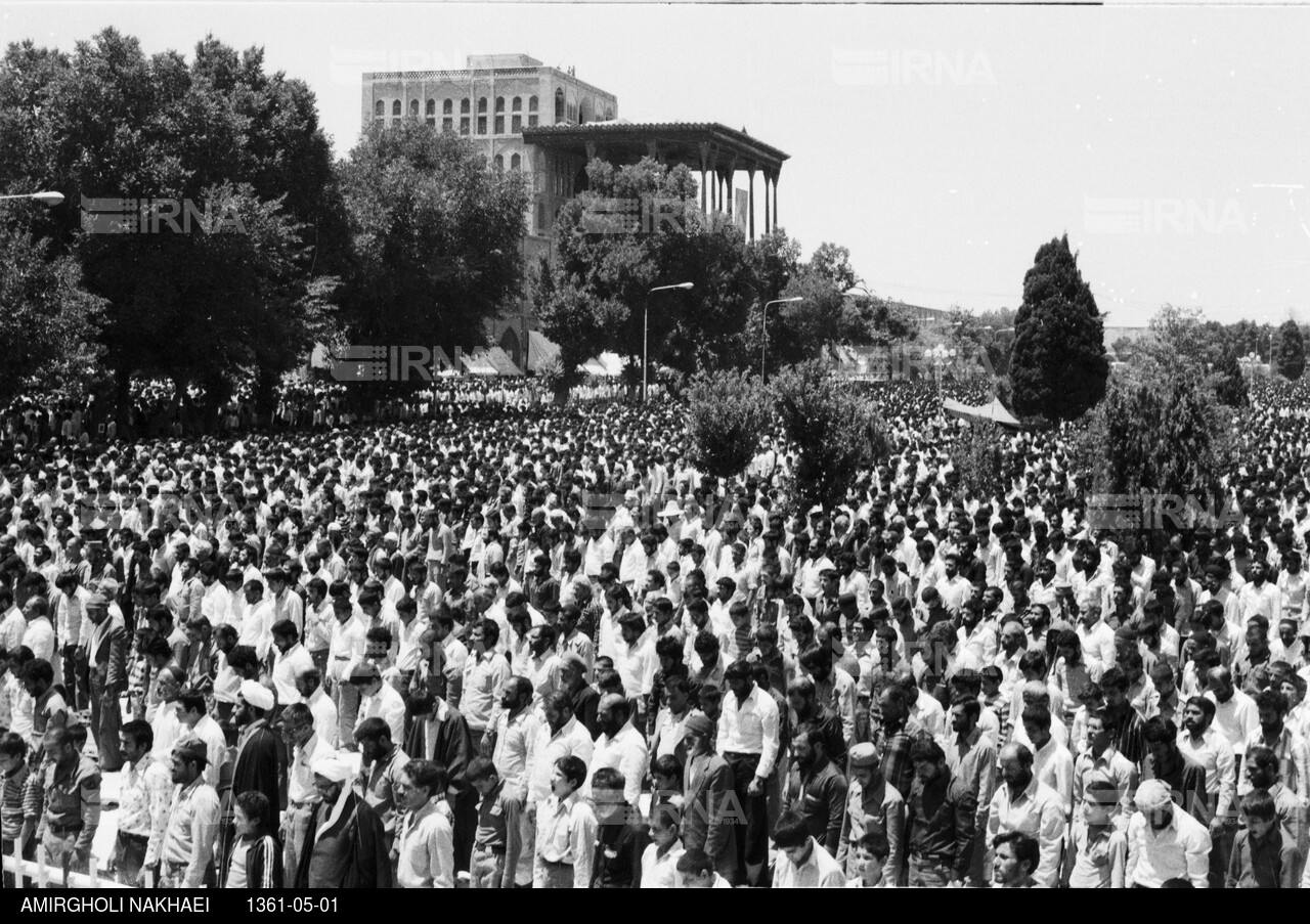 نماز جمعه اصفهان به امامت آیت الله سید جلال الدین طاهری اصفهانی