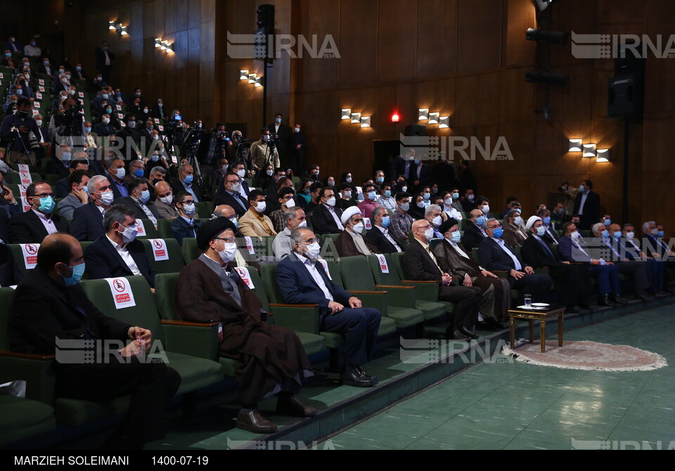 آغاز سال تحصیلی ۱۴۰۱-۱۴۰۰ دانشگاه‌ها با حضور رییس جمهوری