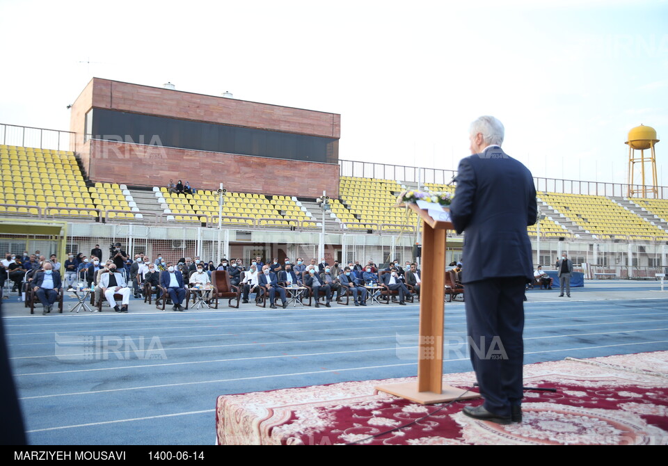 بازدید وزیر ورزش از مجموعه دوومیدانی آفتاب انقلاب