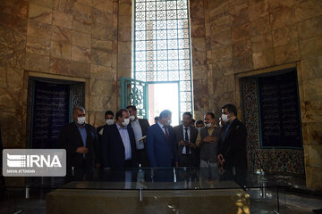 Tajikistan interior minster visits Tomb of Saadi