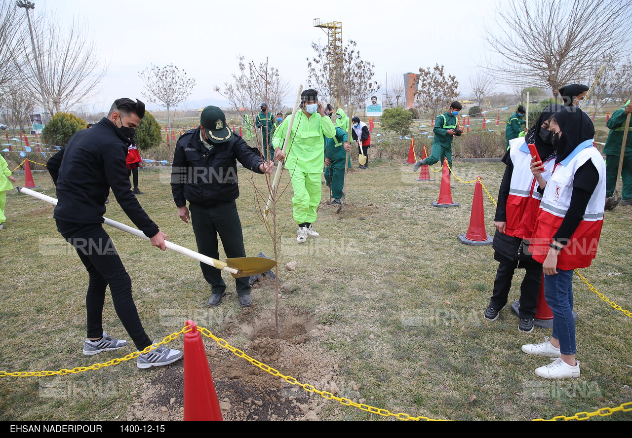 آغاز عملیات اجرایی باغ شهدای ایران