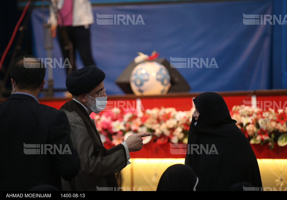 سفر رییس جمهوری به سمنان - دیدار با علما، نخبگان و خانواده شهدای استان سمنان