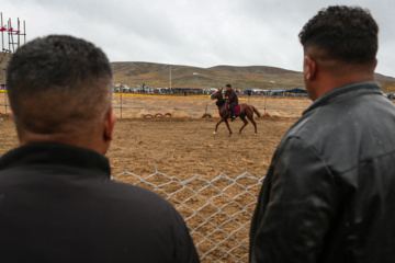 Iran : le 29ème Festival culturel et sportif des Nomades d'Azerbaïdjan au nord-ouest