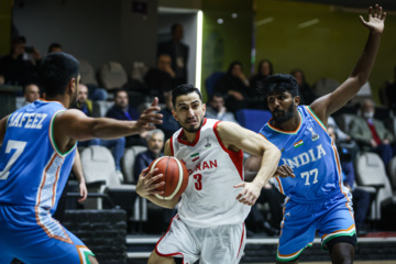 Coupe Asie de basketball : victoire éclatante de l'Iran face à l'Inde lors des qualifications