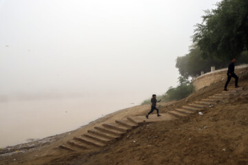 Brouillard et brume ce matin à Ahvaz dans le sud de l’Iran