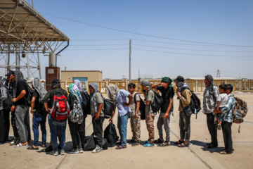 Foreign Pilgrims of Arbaeen at the Iran-Iraq Border