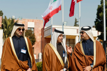 ورود امیر قطر به تهران