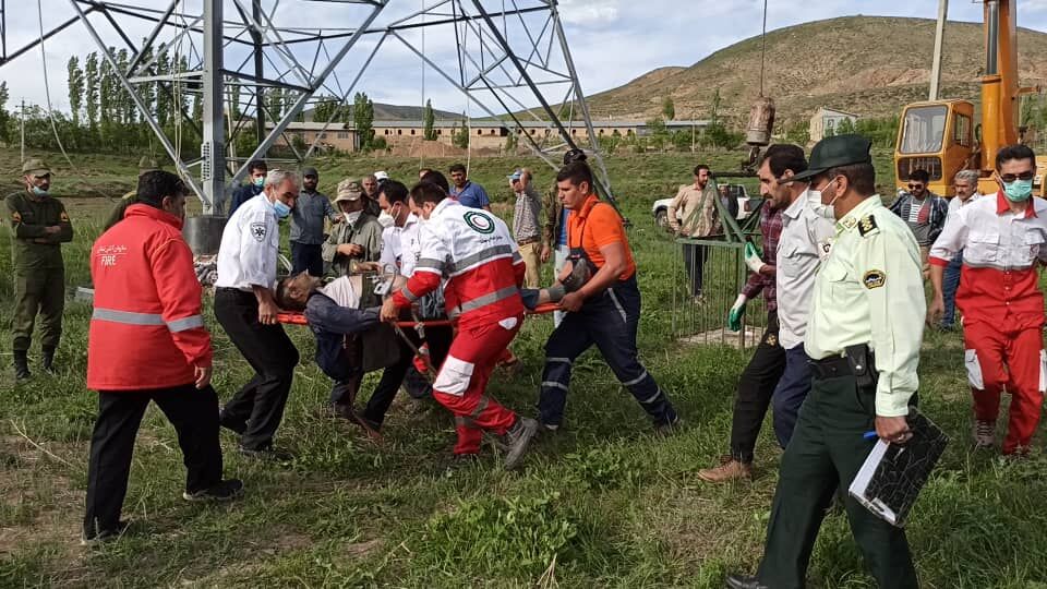 سیمبان برق خلخال بر اثر سقوط از دکل فشار قوی جان باخت 