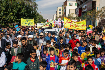 Las marchas del 13 de Aban en todo Irán