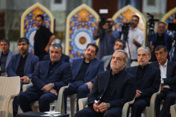 Pezeshkian admin. renews allegiance to Imam Khomeini’s ideals