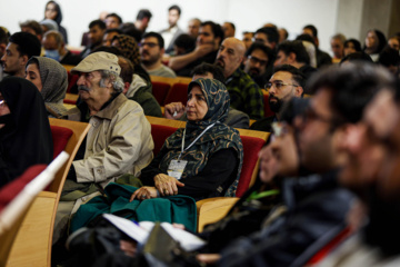 همایش «گفت‌وگوی ملی درباره وفاق ملی»