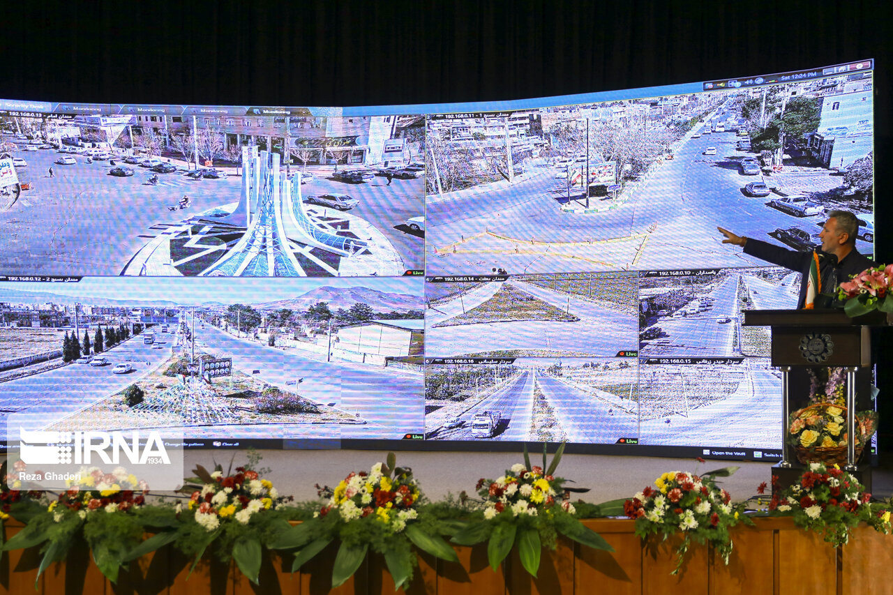 افتتاح مرکز کنترل و نظارت ترافیکی و تصویری شهری زرقان