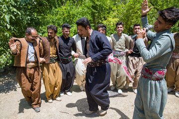 جشن چله تابستان در روستای زردوئی