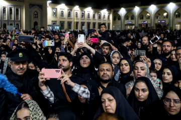 شام غریبان حسین(ع)- حرم رضوی