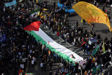 Las marchas del 13 de Aban en todo Irán