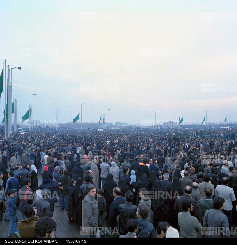 راهپیمایی مردم تهران در روز تاسوعا سال 1357