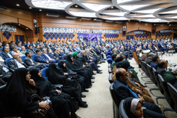 مراسم تکریم «علی اکبر حسینی محراب» و معارفه «سید محمدرضا موالی زاده» استاندار جدید خوزستان