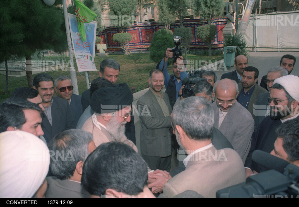 دیدار رهبر معظم انقلاب اسلامی با دانشجویان دانشگاه صنعتی امیرکبیر