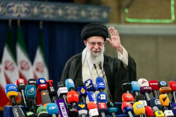 Supreme Leader Casts His Vote in Iran's 14th Presidential Election