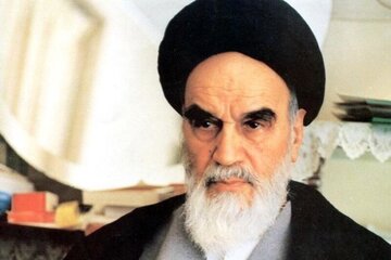 اندیشه‌های امام خمینی (ره) نماد مقاومت در برابر مستکبران است