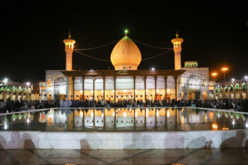 مراسم احیاء شب بیست و سوم ماه رمضان درحرم حضرت شاهچراغ (ع)