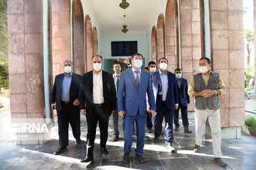 Tajikistan interior minster visits Tomb of Saadi