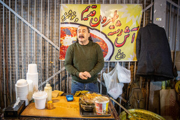 «ابراهیم» غذاهای سنتی ایرانی می فروشد