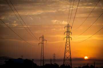 Inauguration d'un projet de ligne de transport d'électricité dans le nord de l'Iran