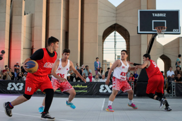 Competiciones callejeras de baloncesto y fútbol en Tabriz