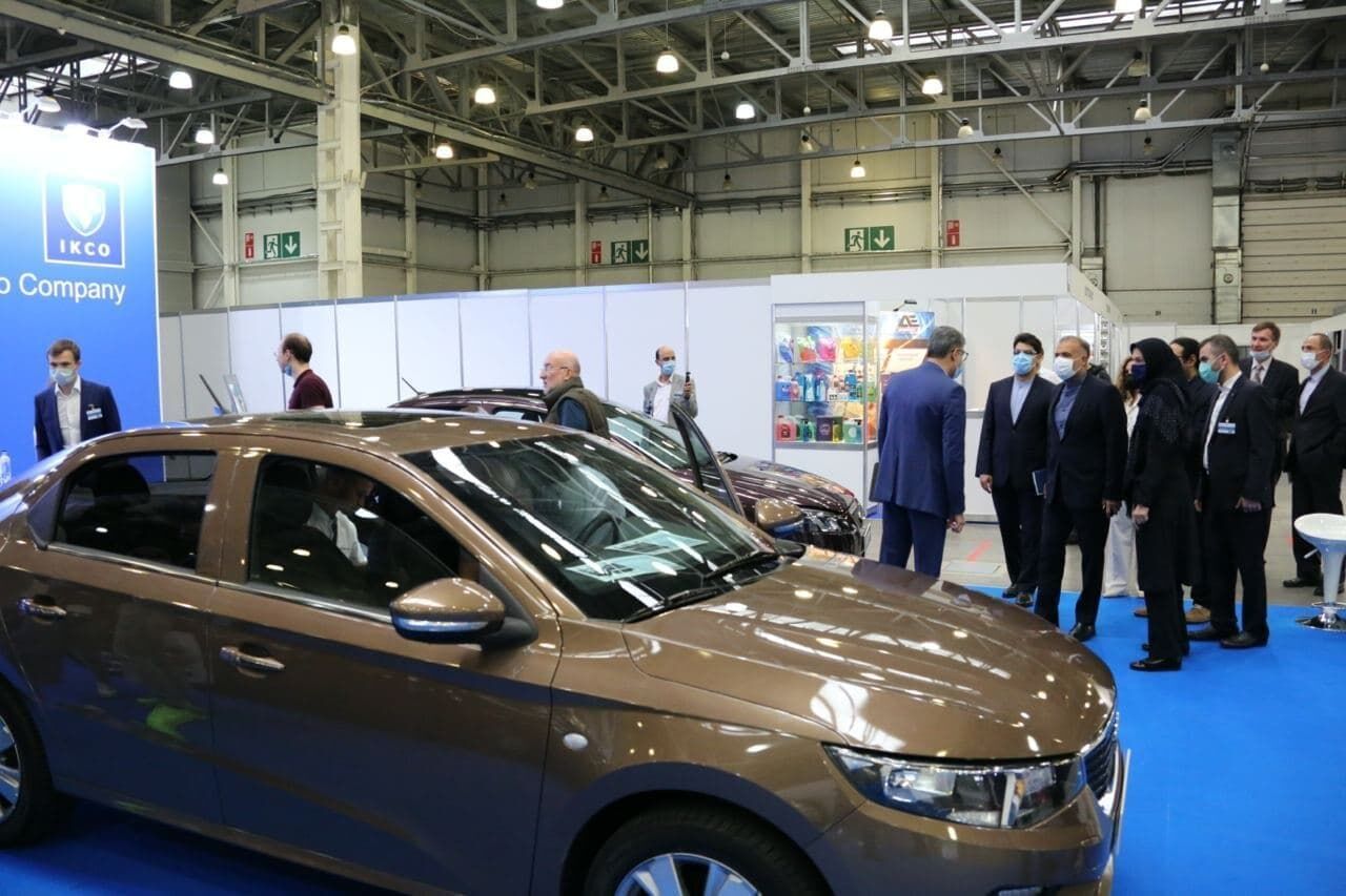 Iranian auto makers show up in Moscow exhibition