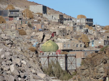 لای روبی کانال انتقال آب به تالاب بین المللی قوریگل