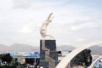 بارش‌های پراکنده آسمان کردستان را فرا می‌گیرد  