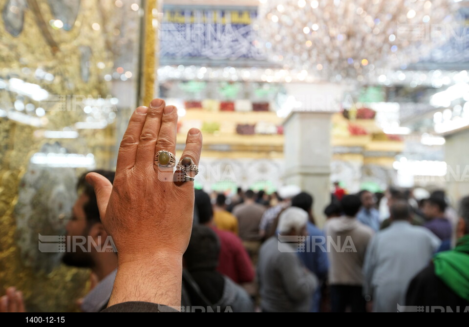 حرم حضرت اباعبدالله الحسین(ع) در شب میلاد